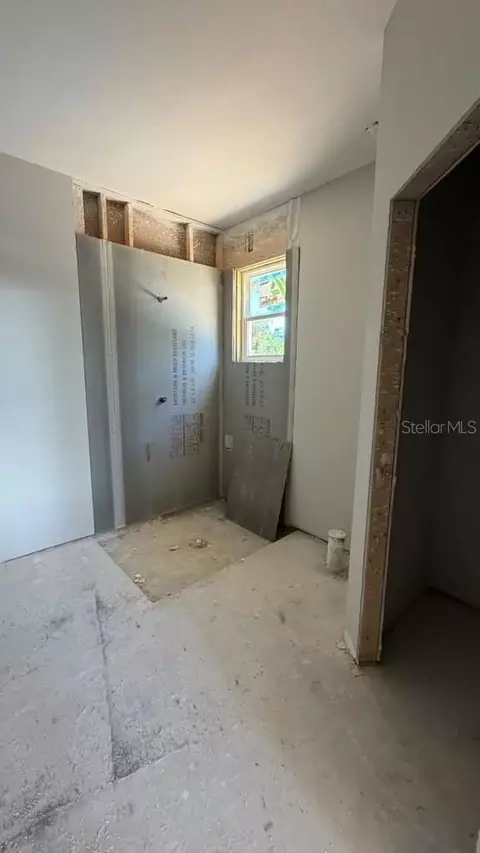 Bath - 200 Memorial Dr, Sebring, FL 33870 photo 3 of 4