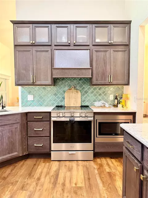 Kitchen - 4100 SE 53rd Ct, Ocala, FL 34480 photo 5 of 5