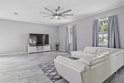 Living - 2832 Sugar Magnolia Dr, Ocoee, FL 34761 photo 2 of 3