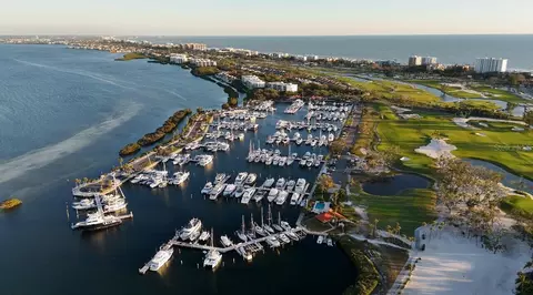 2600 Harbourside Dr #C3, Longboat Key, FL 34228