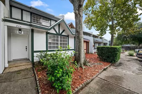 824 W 25th St, Sanford, FL 32771