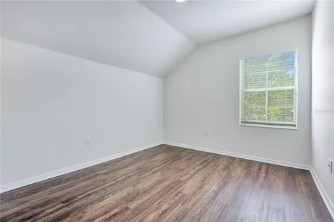 Bedroom - 10332 Summerview Cir, Riverview, FL 33578 photo 6 of 7