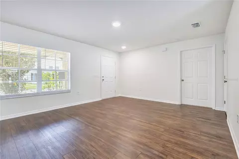 Living - 10332 Summerview Cir, Riverview, FL 33578 photo 3 of 4