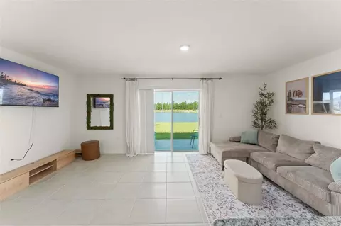 Living - 2834 Brie Hammock Bnd, Saint Cloud, FL 34773 photo 1 of 2