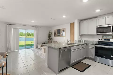 Kitchen - 2834 Brie Hammock Bnd, Saint Cloud, FL 34773 photo 2 of 4
