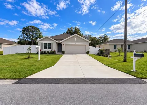574 Scarsdale St SW, Palm Bay, FL 32908