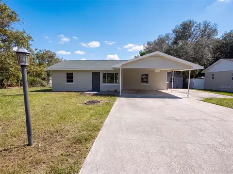 4526 Eagles Nest Rd, Fruitland Park, FL 34731