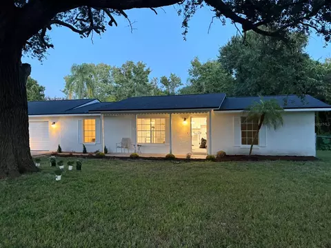 601 Hillcrest Ave, Titusville, FL 32796