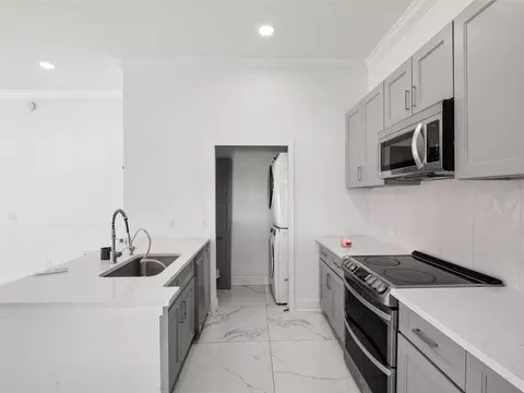 Kitchen - 1 Cunningham Ln, Debary, FL 32713 photo 7 of 7