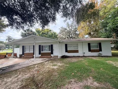 6808 Fern Cir, Leesburg, FL 34748