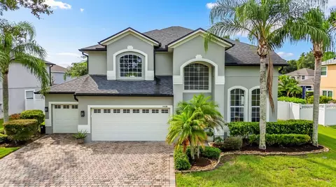 Exterior - 5028 Coveview Dr, Saint Cloud, FL 34771 photo 2 of 10