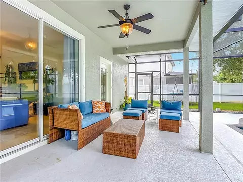 Exterior - 5028 Coveview Dr, Saint Cloud, FL 34771 photo 6 of 10