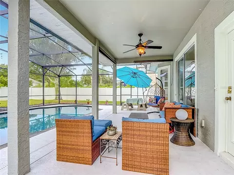 Exterior - 5028 Coveview Dr, Saint Cloud, FL 34771 photo 4 of 10