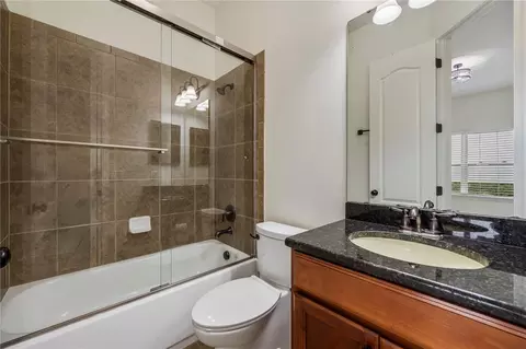 Bath - 7231 Sangalla Dr, Windermere, FL 34786 photo 7 of 8