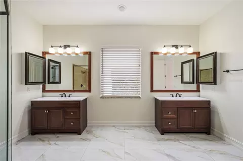 Bath - 7231 Sangalla Dr, Windermere, FL 34786 photo 3 of 8