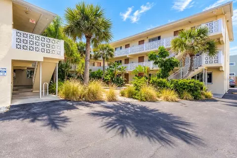 102 S Peninsula Dr #100, Daytona Beach, FL 32118