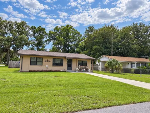 1701 W 2nd St, Sanford, FL 32771