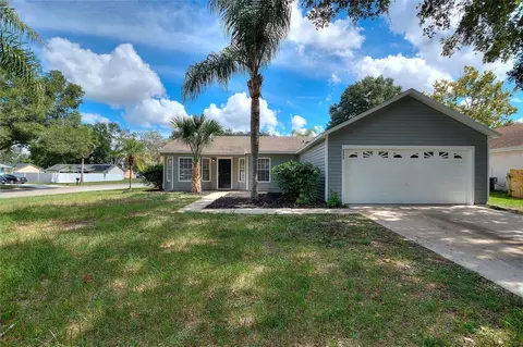 Exterior - 5055 Water Wheel Ct, Ocoee, FL 34761 photo 9 of 17