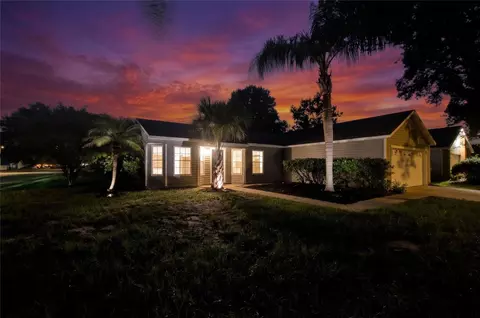 Exterior - 5055 Water Wheel Ct, Ocoee, FL 34761 photo 4 of 17
