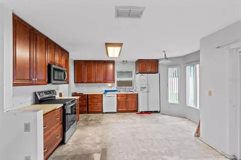 Kitchen - 2704 Estep Ct, Ocoee, FL 34761 photo 1 of 1