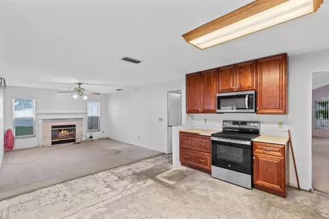 Living - 2704 Estep Ct, Ocoee, FL 34761 photo 3 of 7