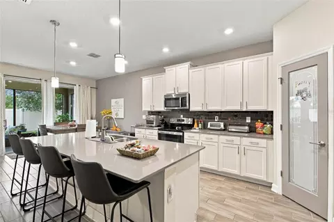 Kitchen - 1779 American Beech Pkwy, Ocoee, FL 34761 photo 1 of 4