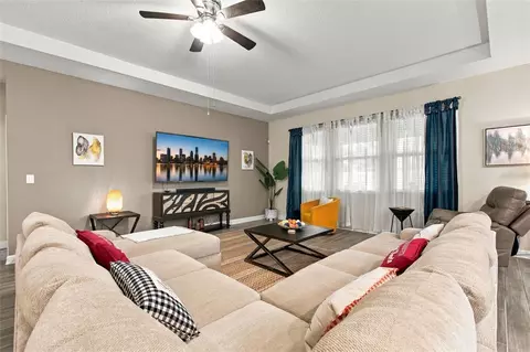 Living - 1779 American Beech Pkwy, Ocoee, FL 34761 photo 2 of 4