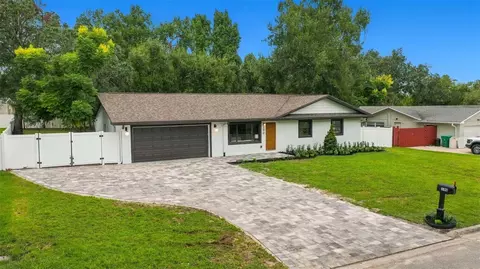 190 Roper Dr, Winter Garden, FL 34787