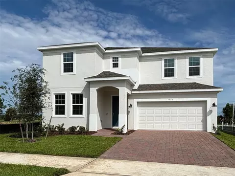 7252 Rolling Leaf Rd, Groveland, FL 34736