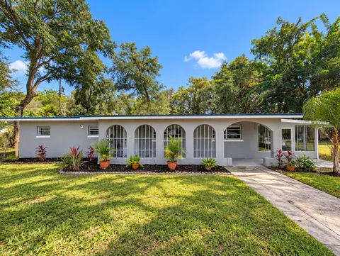 1300 S Dewey St, Eustis, FL 32726 photo 2