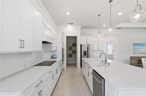 Kitchen - 2769 Cherry Blossom Loop, Saint Cloud, FL 34771 photo 4 of 4