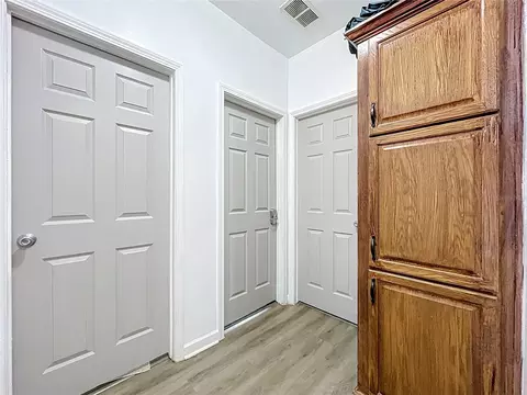 Entry Way - 21320 Paradise Way, Eustis, FL 32736 photo 4 of 5