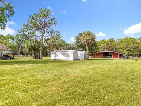 Exterior - 21320 Paradise Way, Eustis, FL 32736 photo 4 of 30