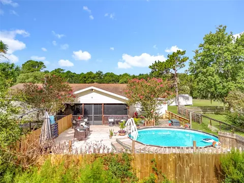 Exterior - 21320 Paradise Way, Eustis, FL 32736 photo 16 of 30