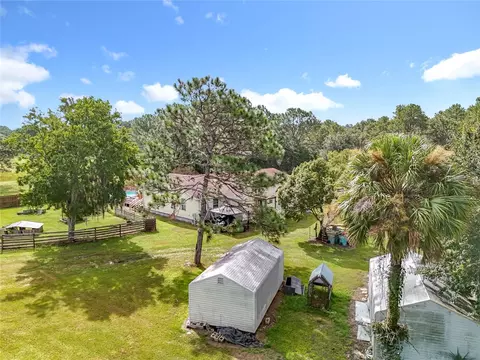 View/Area - 21320 Paradise Way, Eustis, FL 32736 photo 2 of 9