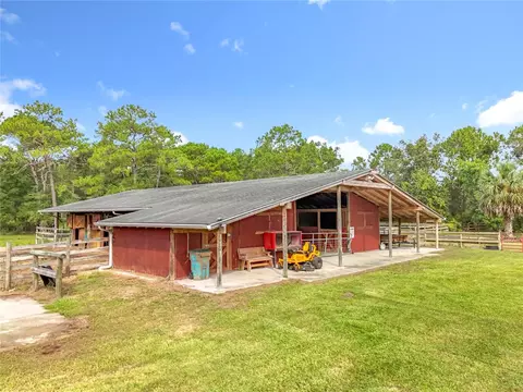 Exterior - 21320 Paradise Way, Eustis, FL 32736 photo 20 of 30