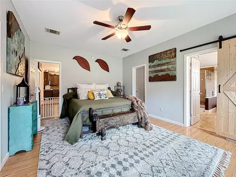 Bedroom - 21320 Paradise Way, Eustis, FL 32736 photo 2 of 8