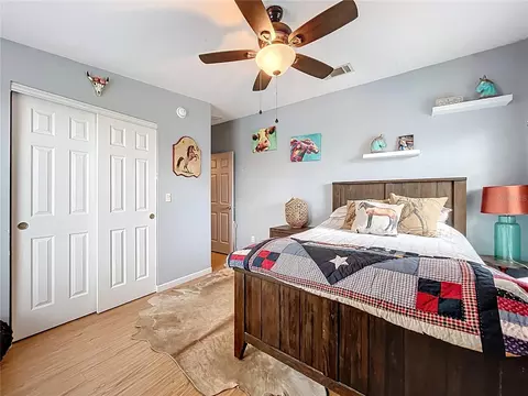 Bedroom - 21320 Paradise Way, Eustis, FL 32736 photo 7 of 8