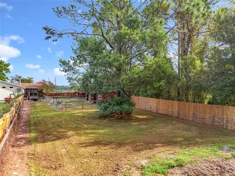 Exterior - 21320 Paradise Way, Eustis, FL 32736 photo 23 of 30
