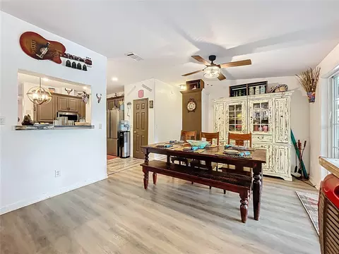 Dining - 21320 Paradise Way, Eustis, FL 32736 photo 2 of 4