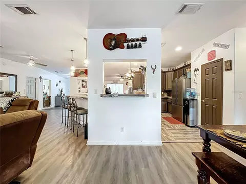Kitchen - 21320 Paradise Way, Eustis, FL 32736 photo 1 of 11
