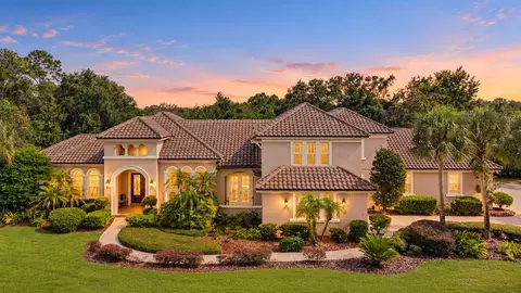 755 Mills Estate Pl, Chuluota, FL 32766