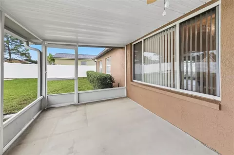 Exterior - 12807 Raysbrook Dr, Riverview, FL 33569 photo 2 of 4