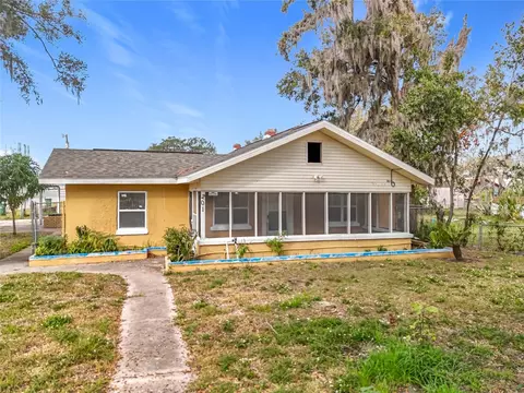 201 N East St, Leesburg, FL 34748
