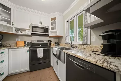 Kitchen - 2005 E Marks St, Orlando, FL 32803 photo 1 of 3