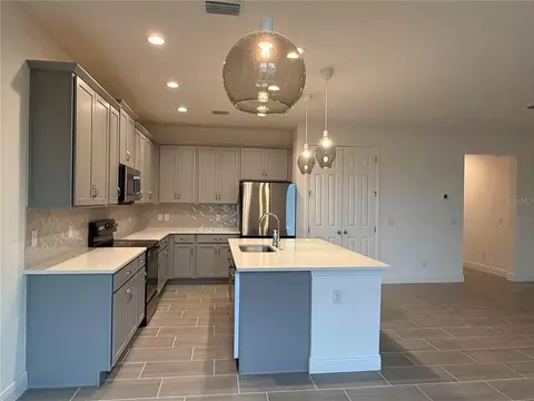 Kitchen - 2699 Nottel Dr, Saint Cloud, FL 34772 photo 2 of 6