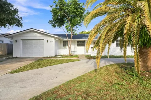 10121 Oleander Dr, Port Richey, FL 34668