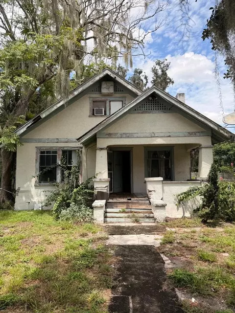613 W Minnesota Ave, Deland, FL 32720