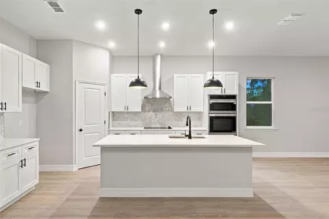 Kitchen - 42435 Royal Trails Rd, Eustis, FL 32726 photo 3 of 5