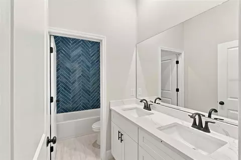 Bath - 42435 Royal Trails Rd, Eustis, FL 32726 photo 5 of 5